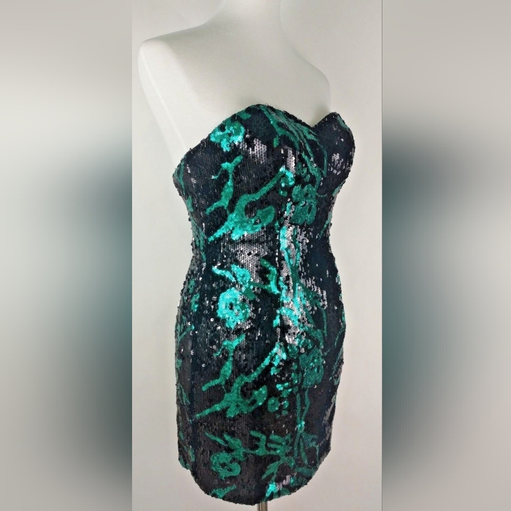 Alyce Paris Black and Green Sequin Mini Dress